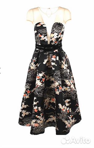 Платье Elisabetta Franchi 40 it Платье Elisabetta Franchi 40 it