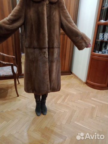 Шуба норковая цвет орех 48-50 Шуба норковая цвет орех 48-50