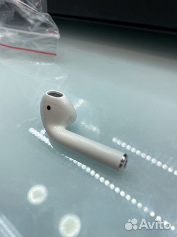 Наушники AirPods 2 правый Наушники AirPods 2 правый