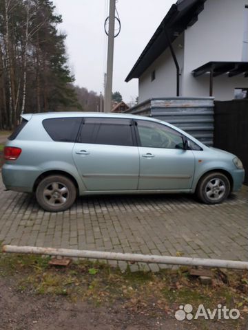 Toyota Ipsum 2.4 AT, 2001, 215 000 км