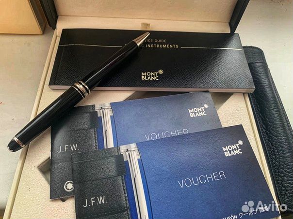 Подарочный набор Montblanc ручка и чехол Подарочный набор Montblanc ручка и чехол