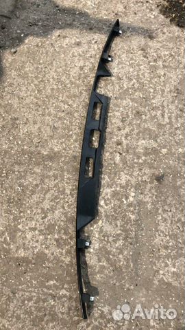 Молдинг двери багажника Land Rover Sport 2 L494 Молдинг двери багажника Land Rover Sport 2 L494