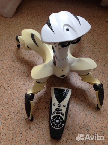 Робот -краб WowWee Roboquad Робот -краб WowWee Roboquad
