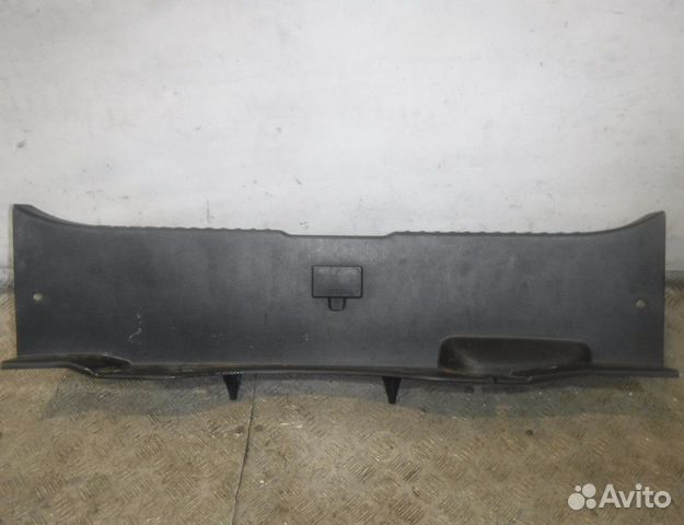 Mazda 3 BL Накладка на замок багажника Хэтчбек