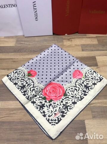 Новый женский шёлковый платок Valentino