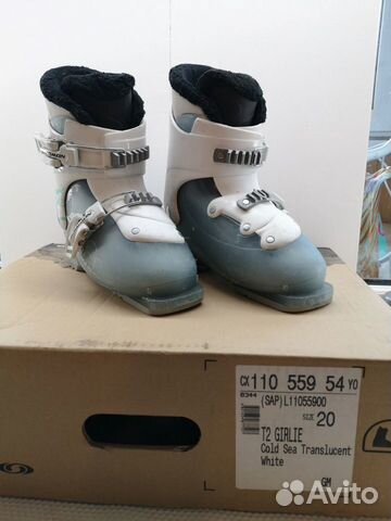 Детские горнолыжные ботинки Salomon для девочки