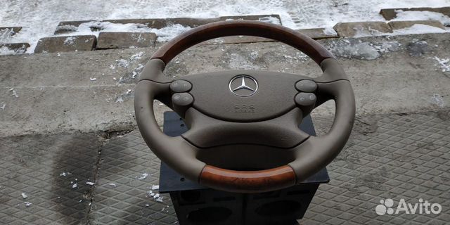 Руль дерево Мерседес w211 w209 рестайл Руль дерево Мерседес w211 w209 рестайл