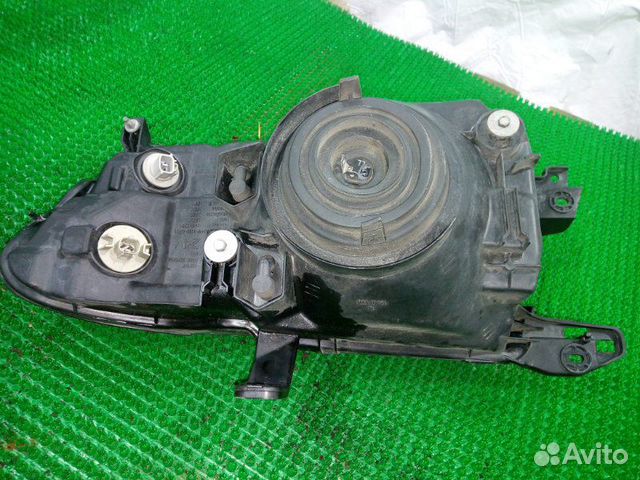Фара правая Mitsubishi Pajero V75W 6G74 1999 Фара правая Mitsubishi Pajero V75W 6G74 1999