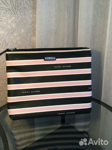 Косметички Tommy Hilfiger новые, оригинал Косметички Tommy Hilfiger новые, оригинал
