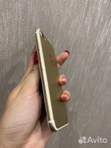 Телефон iPhone 7 gold 128 gb Телефон iPhone 7 gold 128 gb