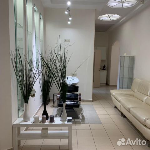 Помещение свободного назначения, 521 м²