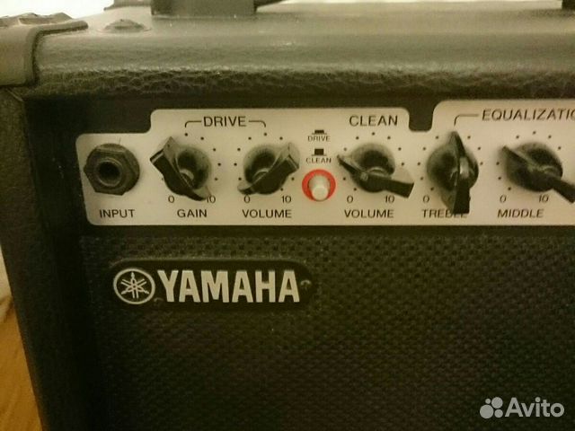 Комбоусилитель yamaha GA 15