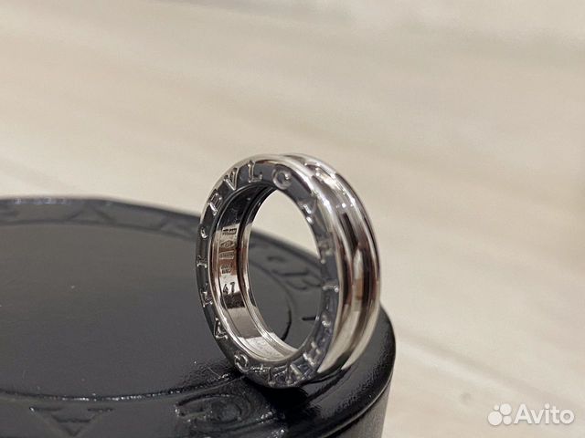Bvlgari Кольцо 15 в 1 полосу,Оригинал,белое золото Bvlgari Кольцо 15 в 1 полосу,Оригинал,белое золото