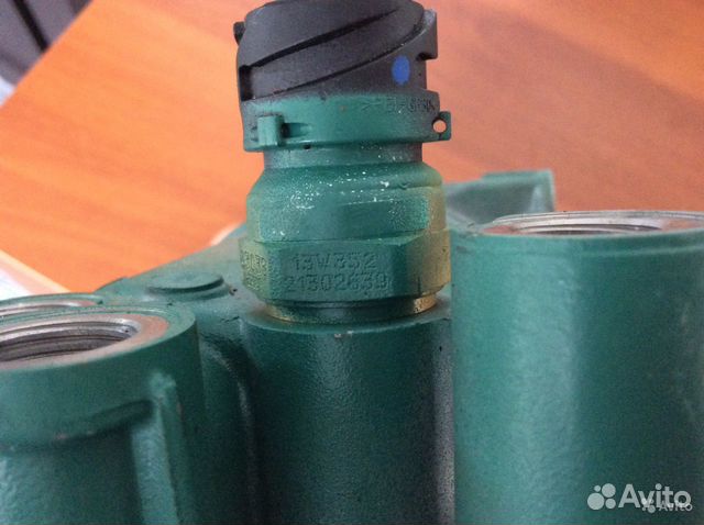 Корпус топливного фильтра новый оригинал Volvo Корпус топливного фильтра новый оригинал Volvo