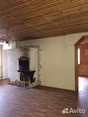 Коттедж 250 м² на участке 15 сот.