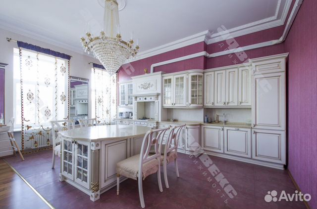 3-к квартира, 130 м², 3/4 эт.