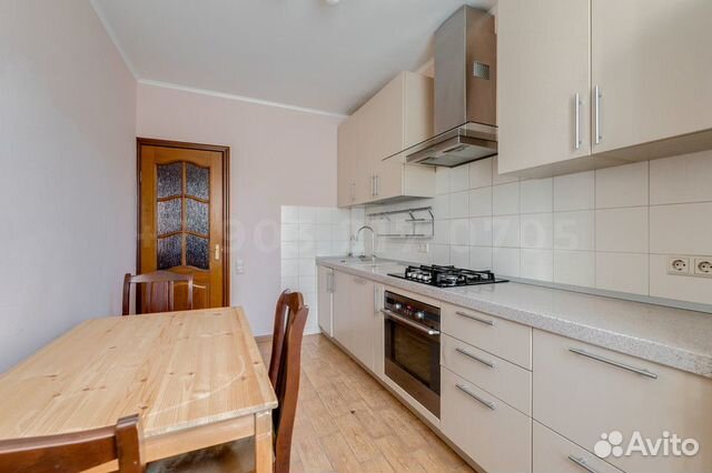 3-к квартира, 70 м², 4/8 эт.