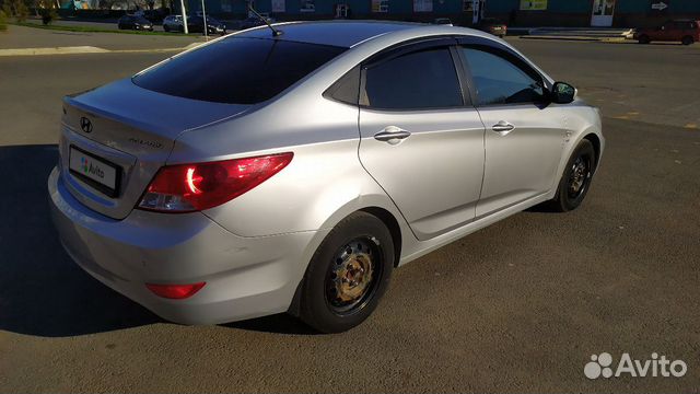 Hyundai Solaris 1.6 AT, 2011, 110 000 км Hyundai Solaris 1.6 AT, 2011, 110 000 км
