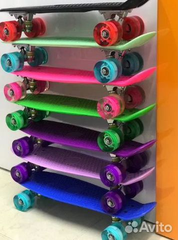 Крепкие penny board С светящимися колесами.Скейт Крепкие penny board С светящимися колесами.Скейт
