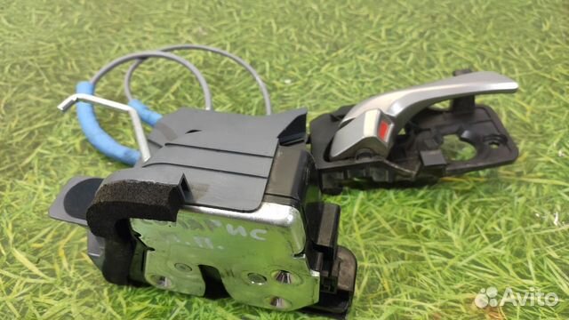 Замок двери передний правый Hyundai Solaris HCR