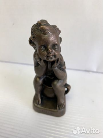 Бронзовая фигура 