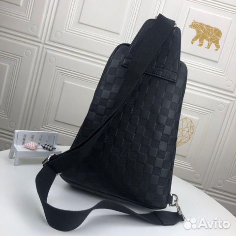 Мужская сумка Louis Vuitton через плечо кожаная Мужская сумка Louis Vuitton через плечо кожаная