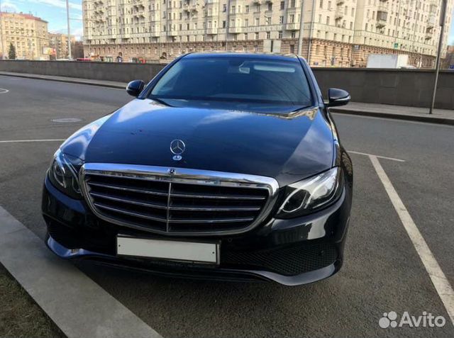 Аренда Mercedes-Benz E200d Аренда Mercedes-Benz E200d