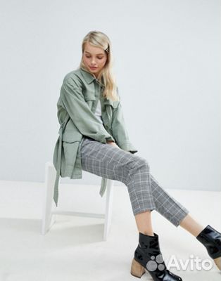 Зеленая куртка Monki в стиле милитари