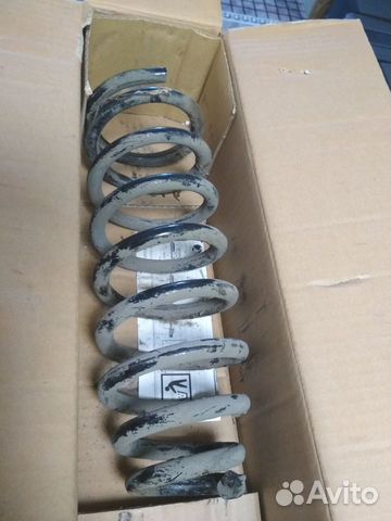 Пружина передняя