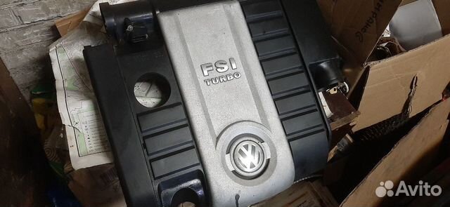 Декоративная крышка двигателя Volkswagen Passat b6