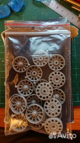 1/35 Набор опорных катков без бандажа Т-34/85 1/35 Набор опорных катков без бандажа Т-34/85