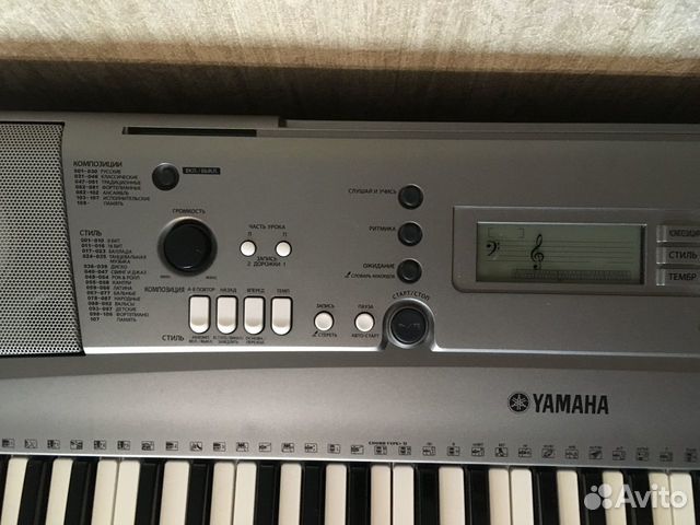 Синтезатор Yamaha PSR-R300 Синтезатор Yamaha PSR-R300