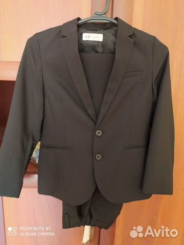 Школьный костюм новый Школьный костюм новый