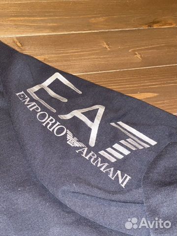 Легкая куртка Emporio Armani EA7 оригинал Легкая куртка Emporio Armani EA7 оригинал