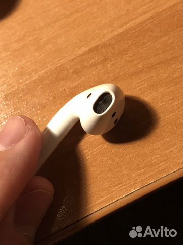 Наушники airpods 2 поколения Наушники airpods 2 поколения