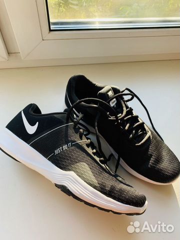 Кроссовки черные Nike Найк