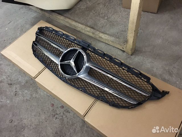Решетка радиатора Mercedes W205 AMG Новая Решетка радиатора Mercedes W205 AMG Новая