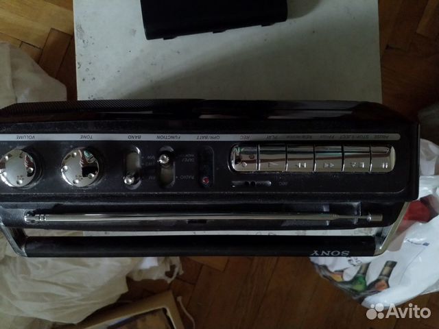 Кассетный магнитофон Sony с радио Кассетный магнитофон Sony с радио