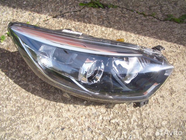 Фара правая Рено Каптур с 16