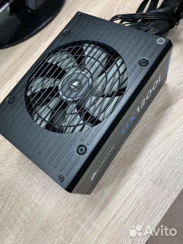 Блок питания Corsair hx1200i Блок питания Corsair hx1200i