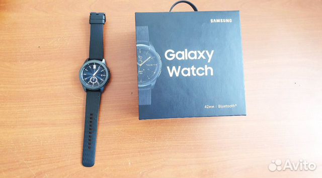 Смарт-часы Samsung Galaxy Watch Small 42mm