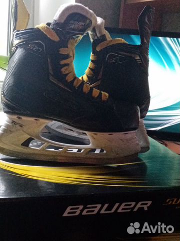 Коньки хоккейные полевого игрока bauer supreme S27