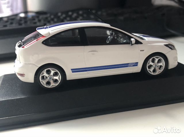 Ford Focus ST Minichamps 1/43 Ford Focus ST Minichamps 1/43