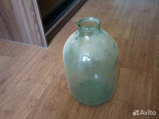 Две 10л. банки.Цена за единицу