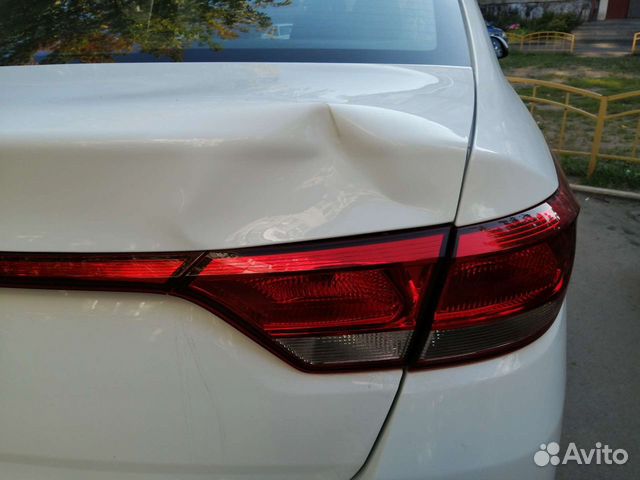 Крышка багажника Киа Рио 2019 белый оригинал