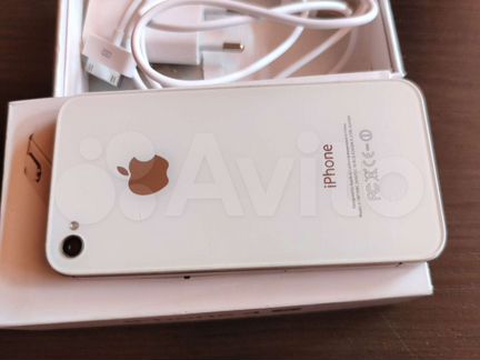 Телефон iPhone 4s 64 gb белый