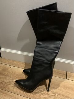 Сапоги Guess. 36 р-р. Широкое голенище