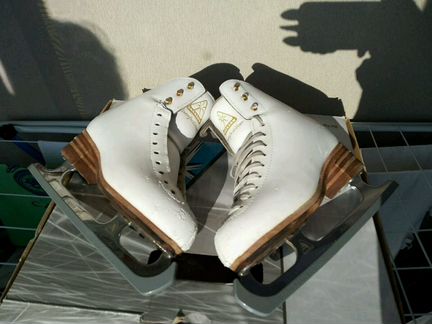 Коньки Jackson Competitor 3C(33р)