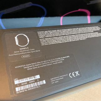 Apple Watch Series 5 GPS 40mm with Nike Sport Band