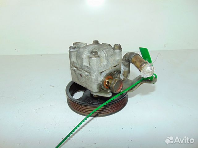 Насос гур Toyota Sienna GSL20 2grfe 2003-2009